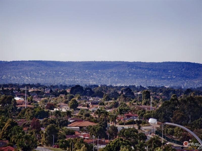 17 Cherrywood Avenue, Dianella WA 6059