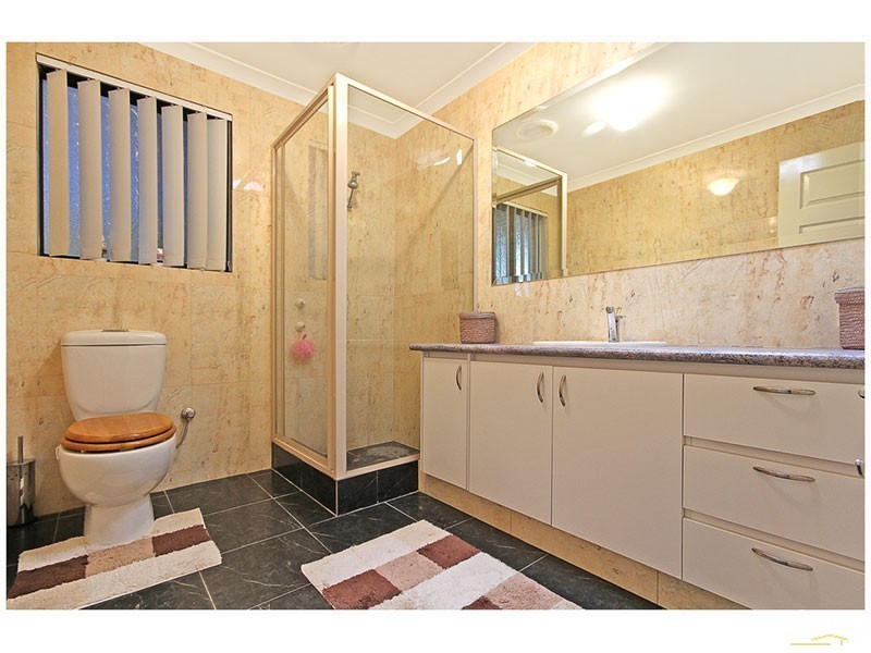 319b Grand Promenade, Dianella WA 6059