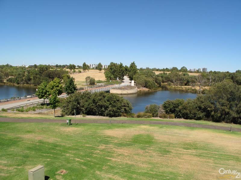 26 Riverina Drive, Ascot WA 6104