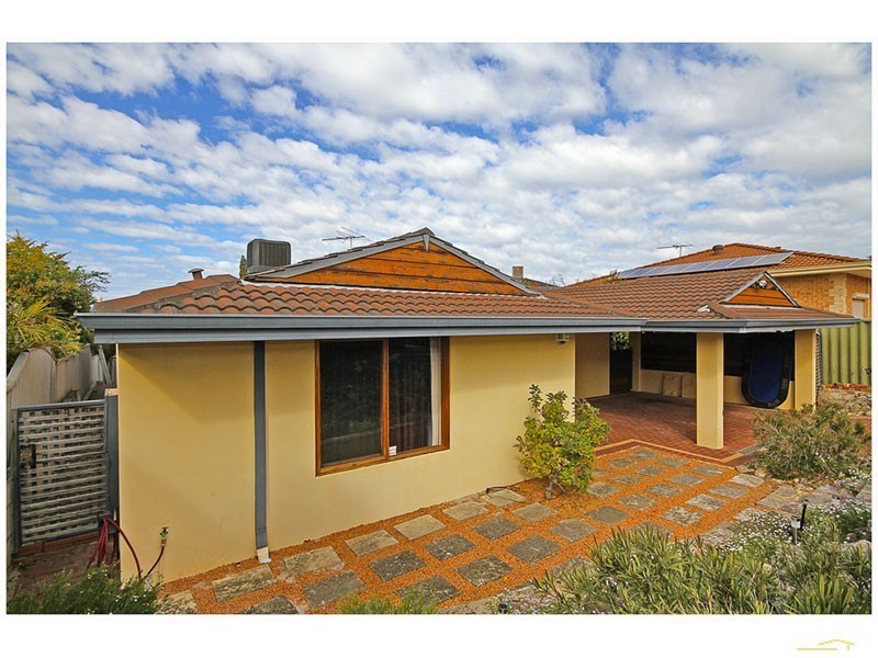 82 Glanton Way, Dianella WA 6059