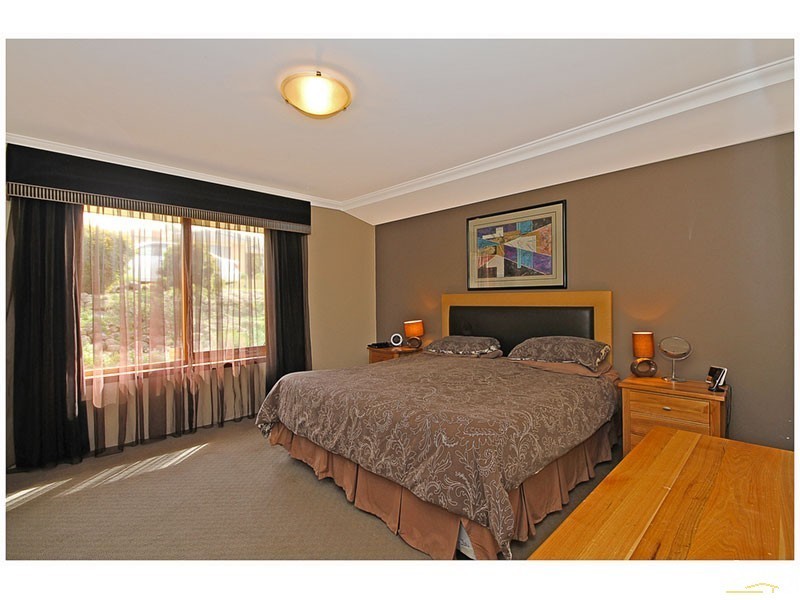 82 Glanton Way, Dianella WA 6059