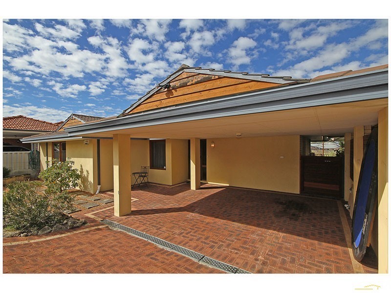 82 Glanton Way, Dianella WA 6059