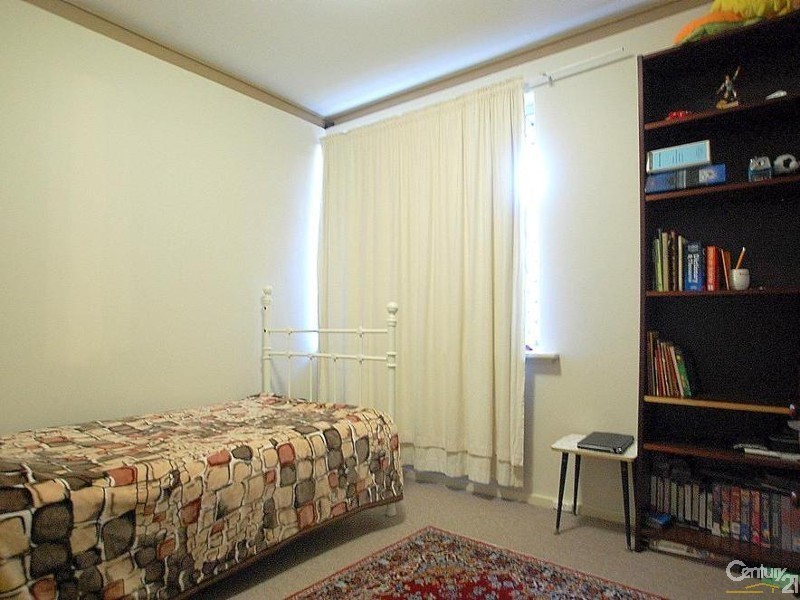 26 Sydenham Street, Dianella WA 6059