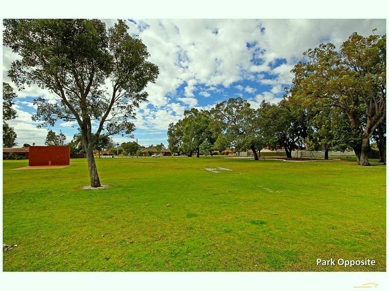 25 Wren Street, Dianella WA 6059