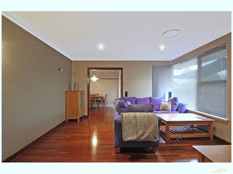 1/18 Kensington Avenue, Dianella WA 6059