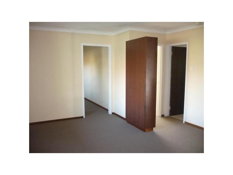 4 Shannon Road, Dianella WA 6059