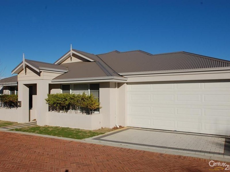 21 Yaroomba Place, Clarkson WA 6030