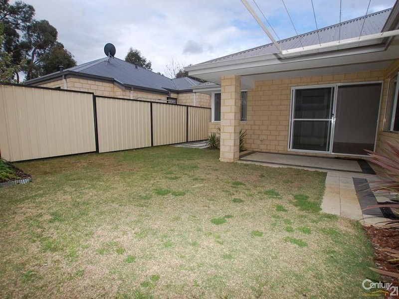 21 Yaroomba Place, Clarkson WA 6030