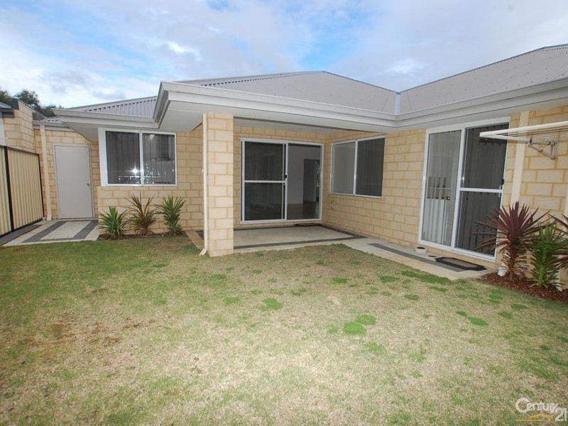 21 Yaroomba Place, Clarkson WA 6030