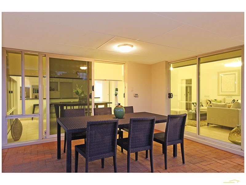 73 Howes Crescent, Dianella WA 6059