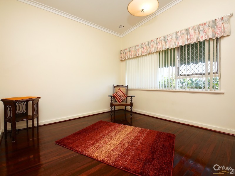 68 Valentine Avenue, Dianella WA 6059