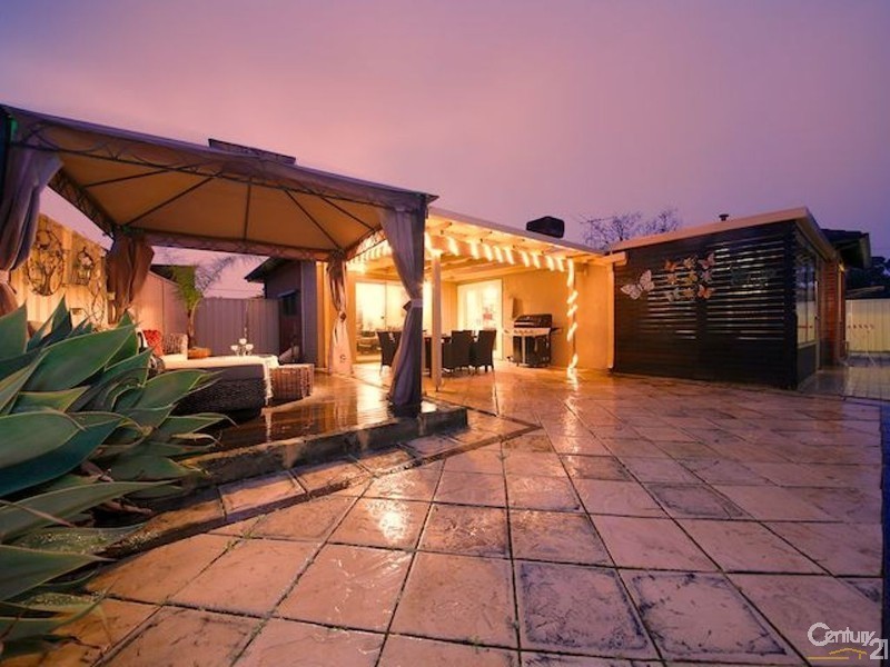 8 Croydon Street, Dianella WA 6059