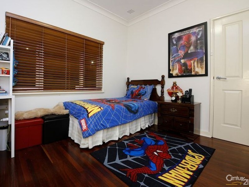 8 Croydon Street, Dianella WA 6059