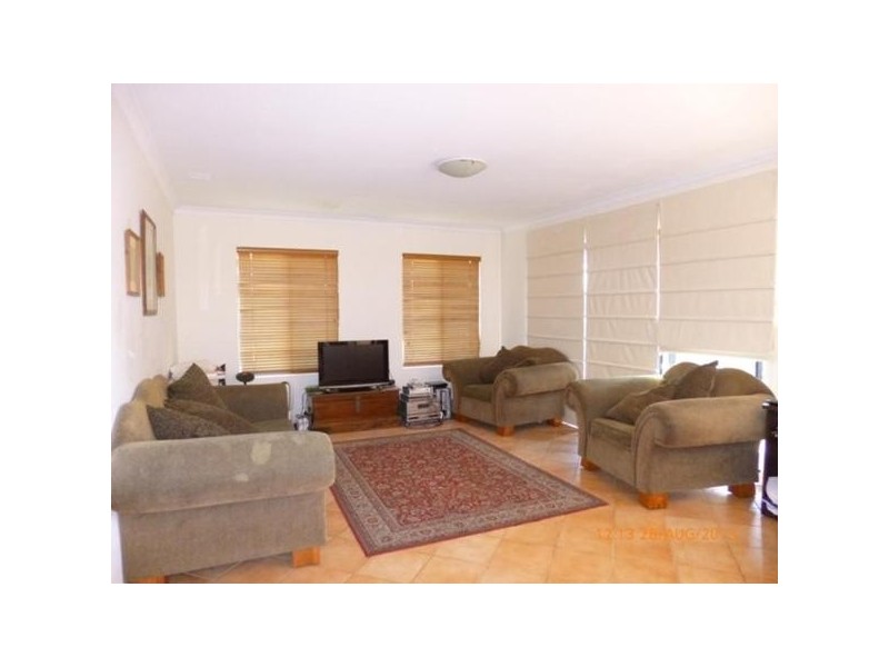 1/117 Grand Promenade, Doubleview WA 6018