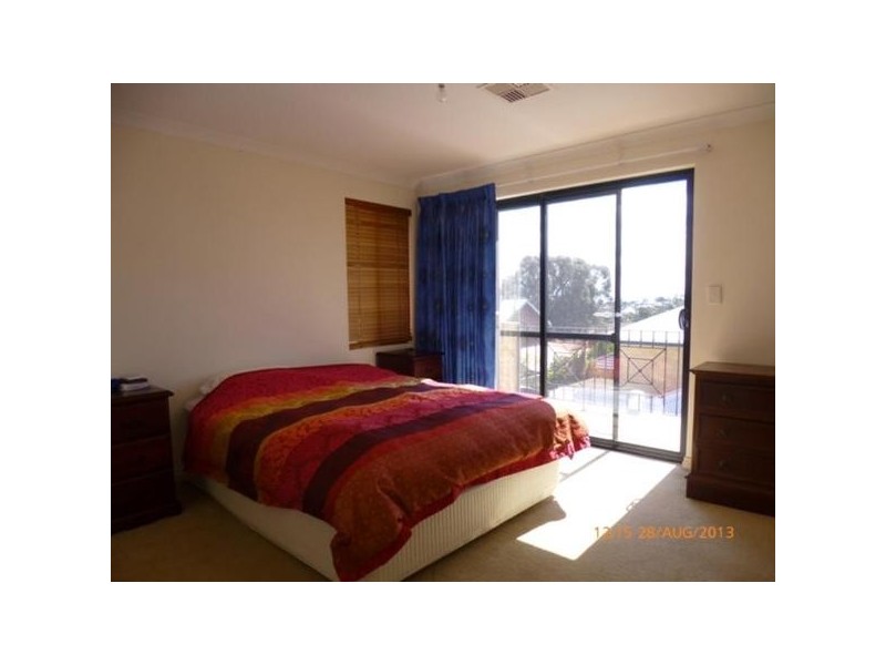 1/117 Grand Promenade, Doubleview WA 6018