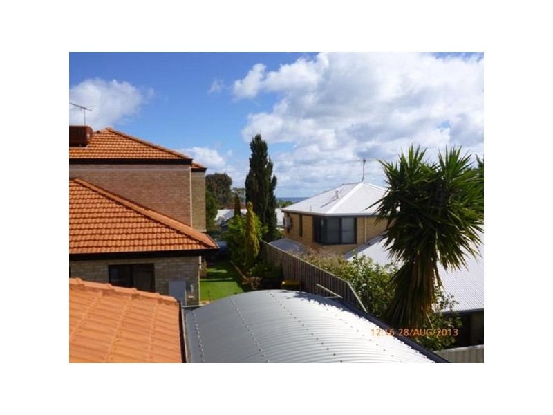 1/117 Grand Promenade, Doubleview WA 6018