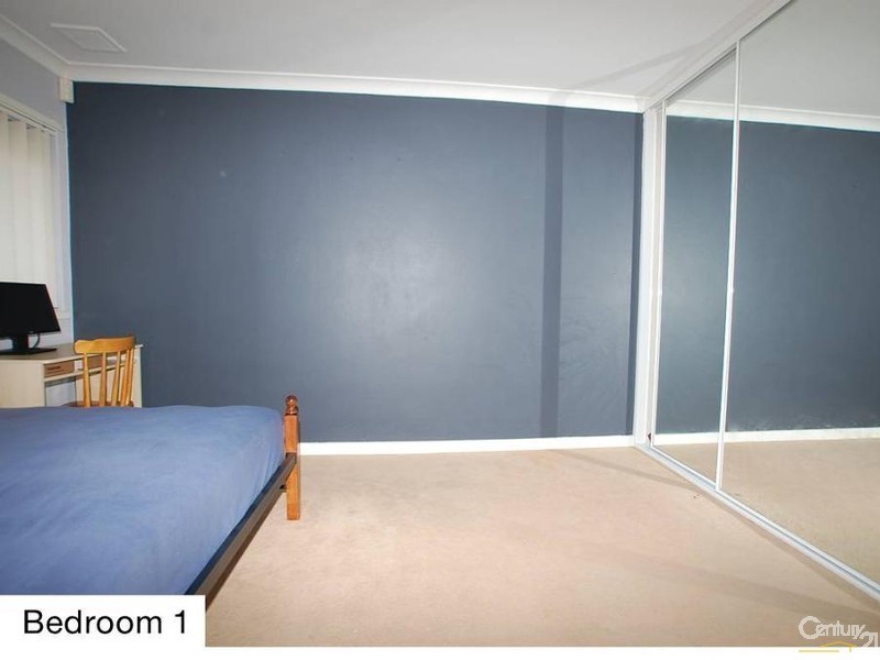 6  Hainsworth Avenue, Girrawheen WA 6064