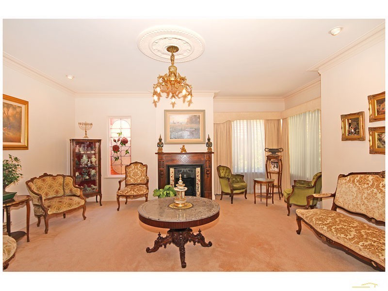 18 Howes Crescent, Dianella WA 6059