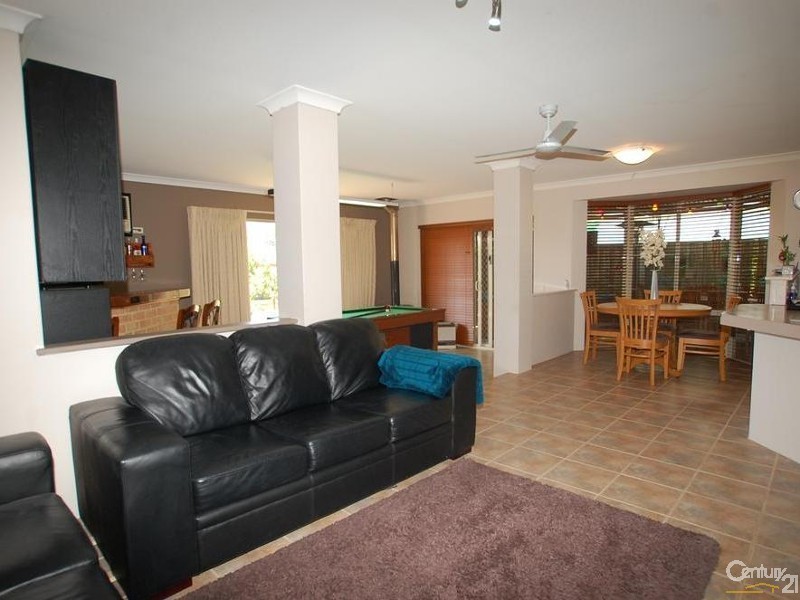 19 Valley Views Drive, Landsdale WA 6065