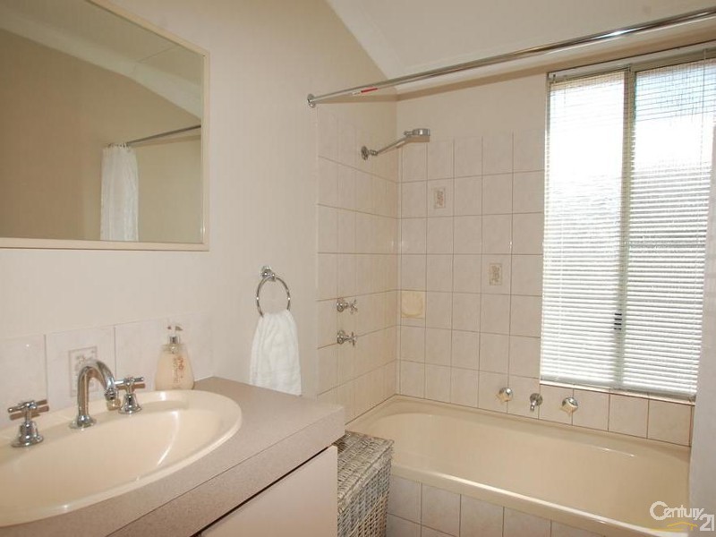 19 Valley Views Drive, Landsdale WA 6065