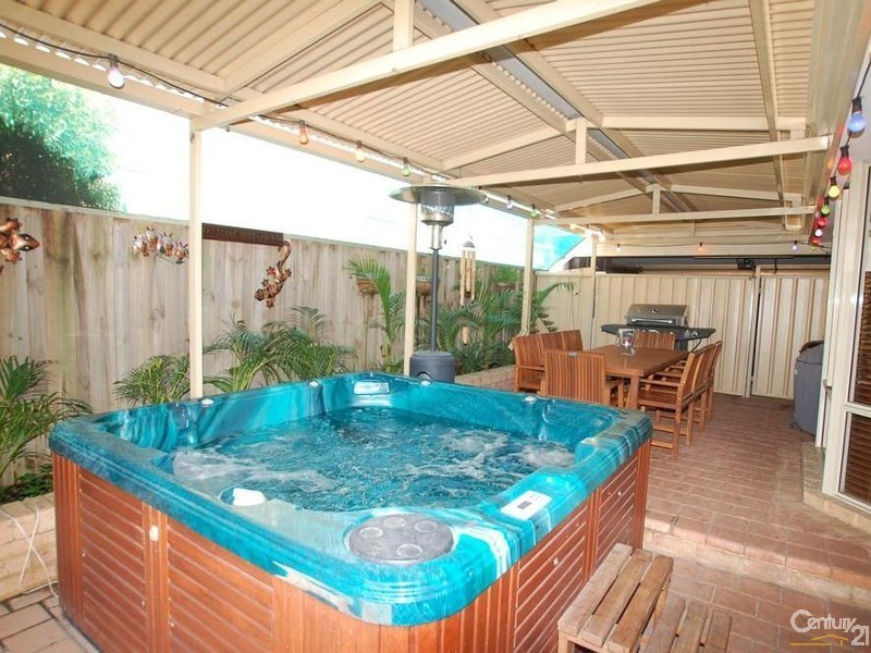 19 Valley Views Drive, Landsdale WA 6065