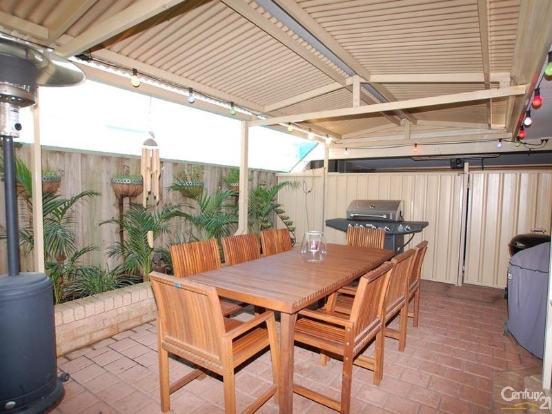 19 Valley Views Drive, Landsdale WA 6065