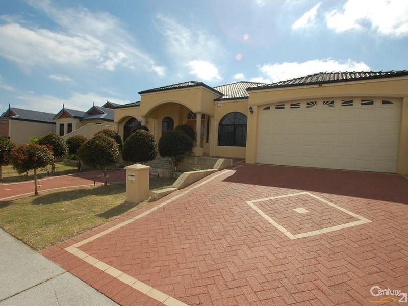 10 Massenger Street, Madeley WA 6065