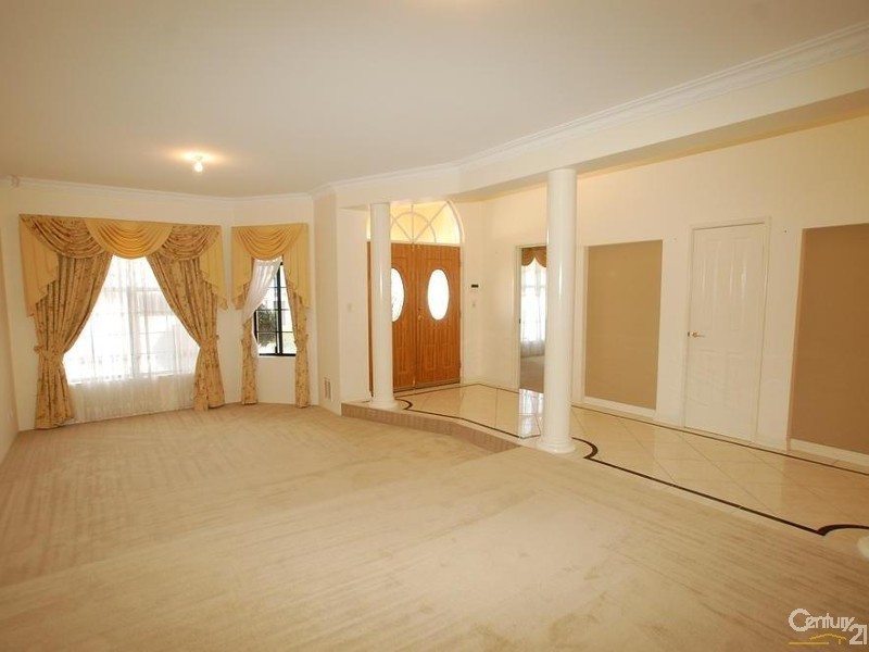 10 Massenger Street, Madeley WA 6065