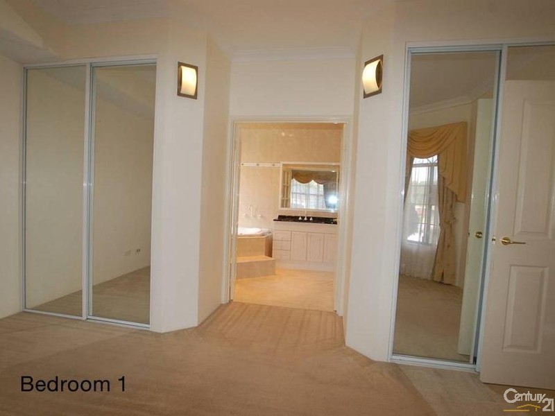 10 Massenger Street, Madeley WA 6065