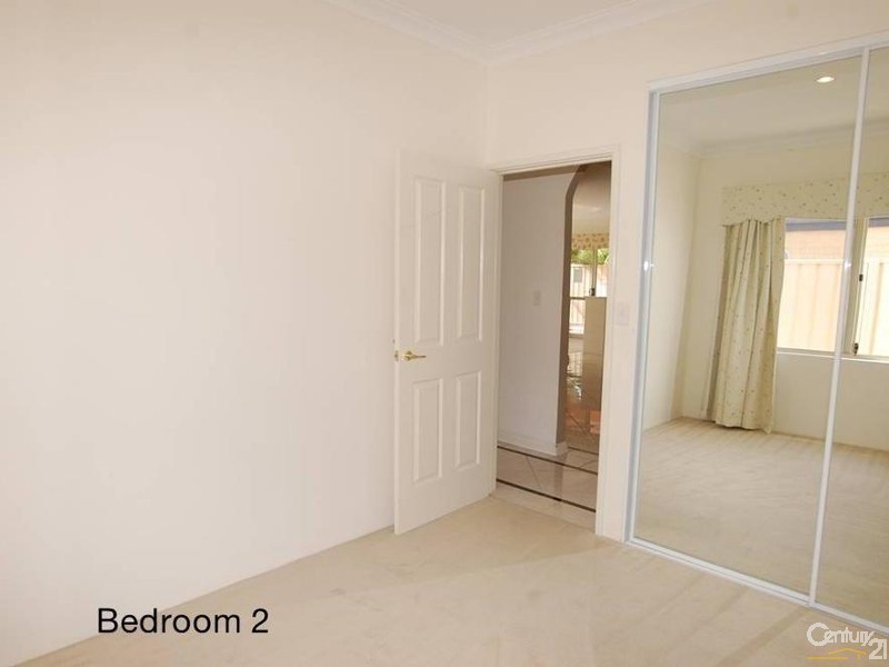 10 Massenger Street, Madeley WA 6065