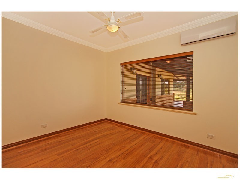 207 Sydney Road, Gnangara WA 6077