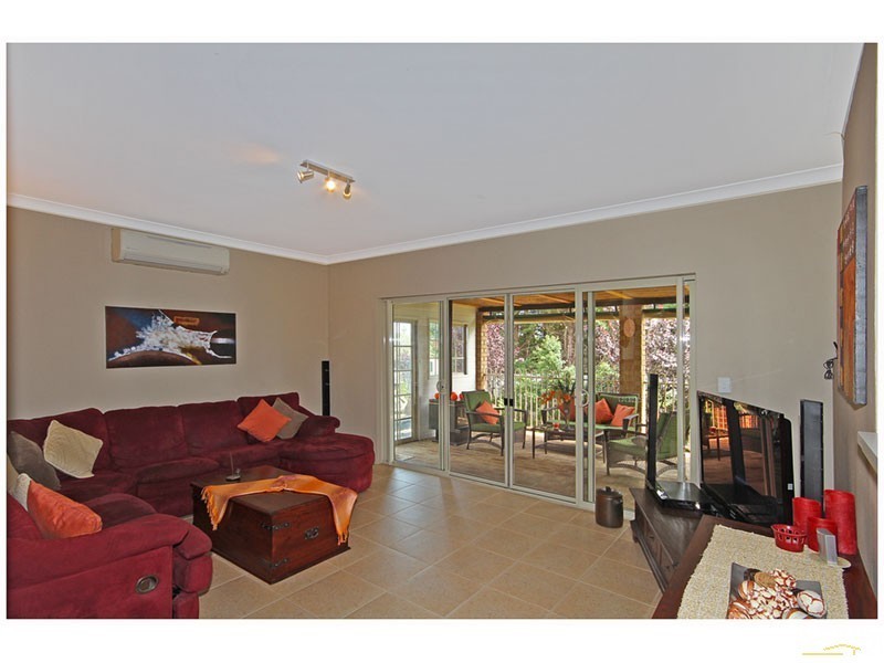20 Highview Rise, Ballajura WA 6066