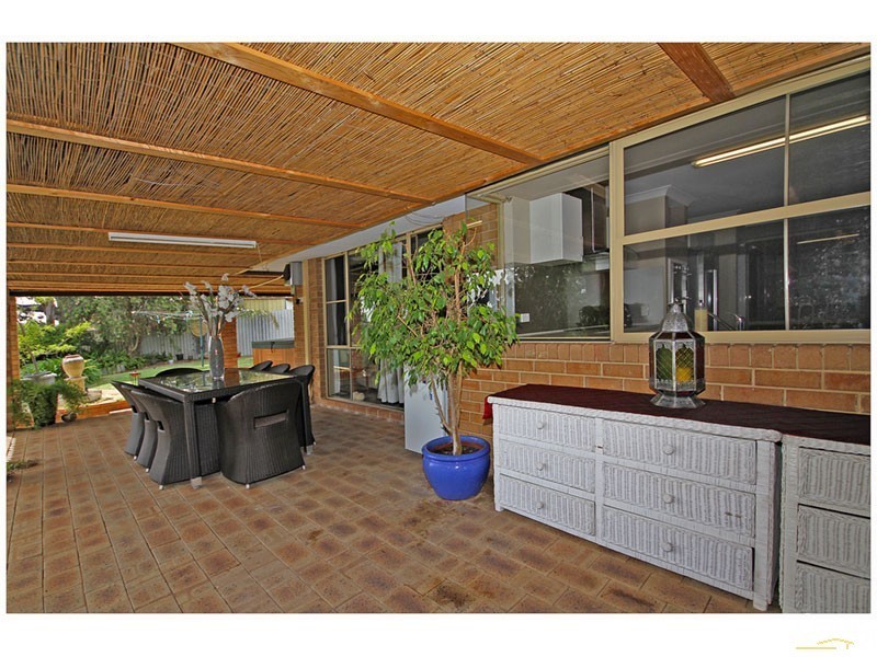 20 Highview Rise, Ballajura WA 6066