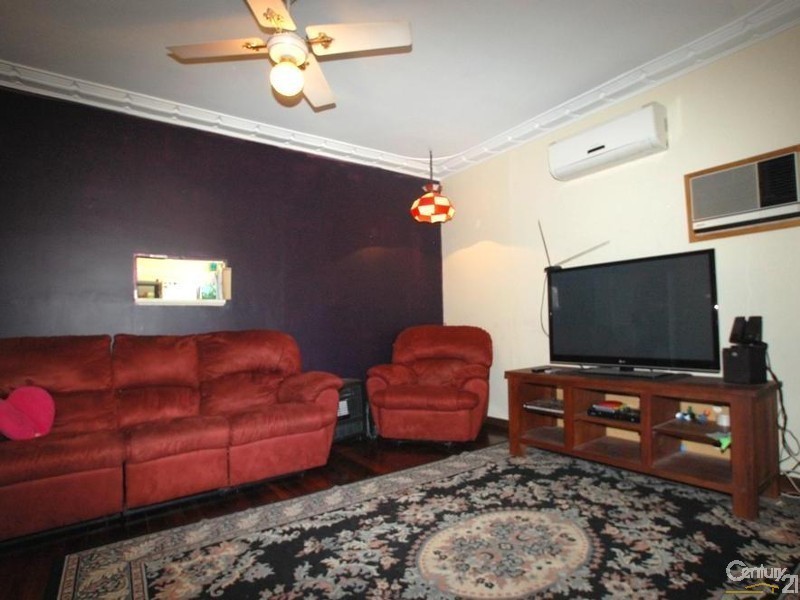 17 Boulton Street, Dianella WA 6059