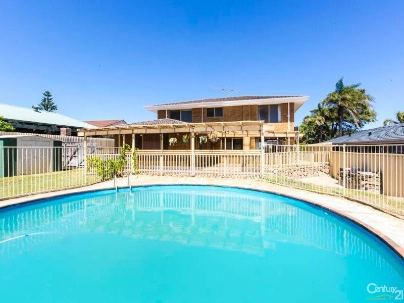 38 Windlass Avenue, Ocean Reef WA 6027