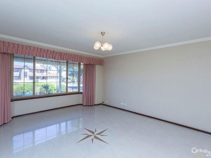 38 Windlass Avenue, Ocean Reef WA 6027