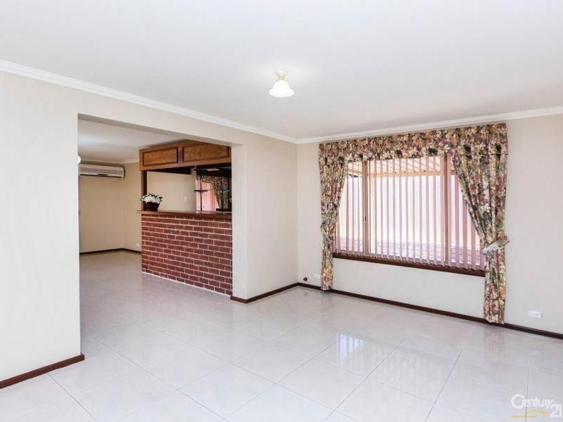 38 Windlass Avenue, Ocean Reef WA 6027