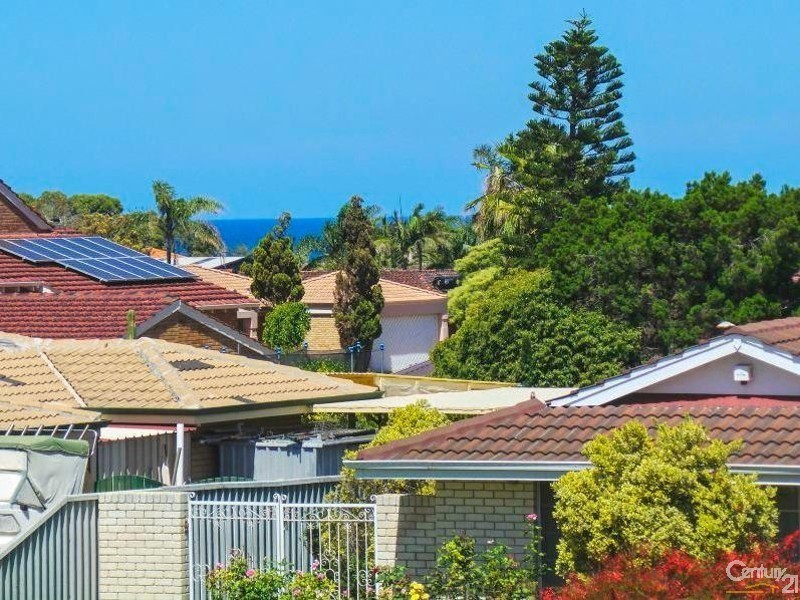 38 Windlass Avenue, Ocean Reef WA 6027