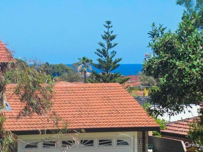 38 Windlass Avenue, Ocean Reef WA 6027