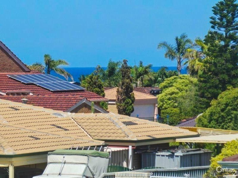 38 Windlass Avenue, Ocean Reef WA 6027