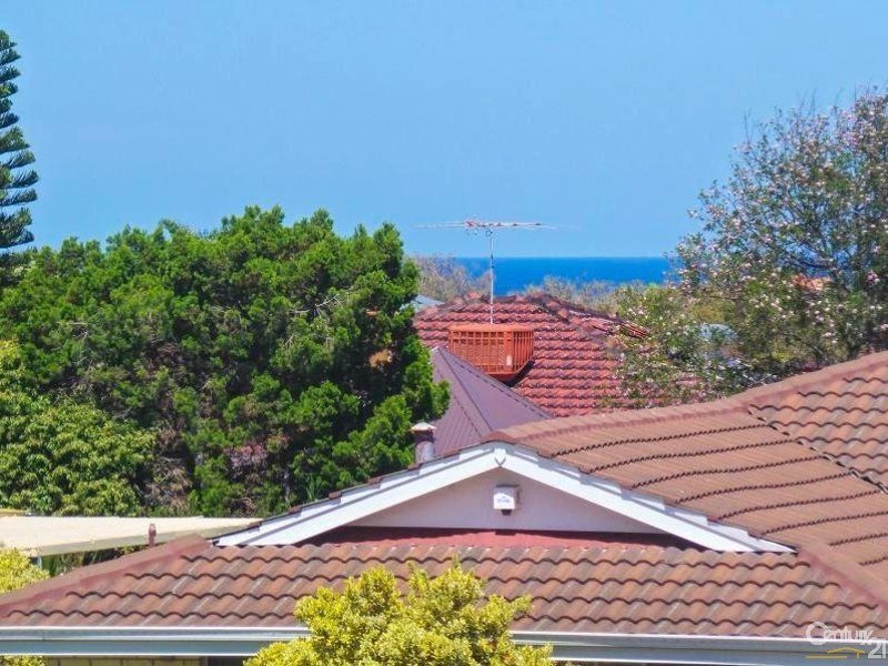 38 Windlass Avenue, Ocean Reef WA 6027