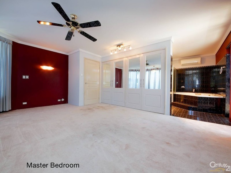 15 Mileti Road, Lesmurdie WA 6076