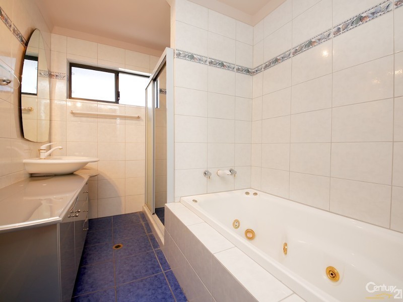 15 Mileti Road, Lesmurdie WA 6076