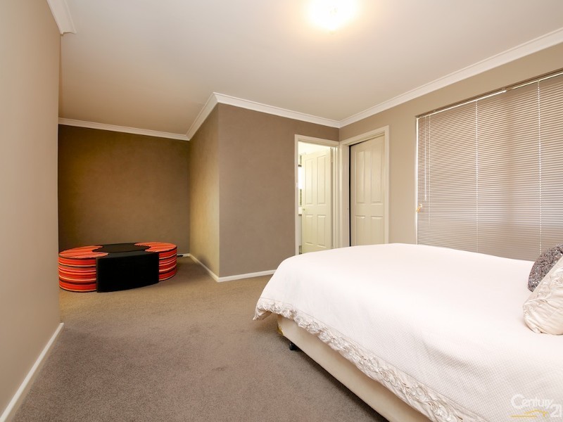 3 Bluegum Place, Ballajura WA 6066
