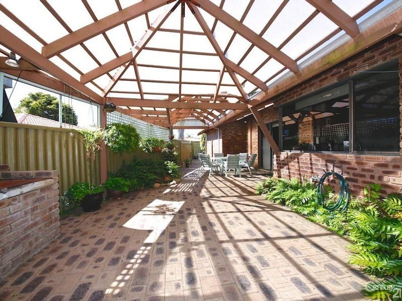 3 Bluegum Place, Ballajura WA 6066