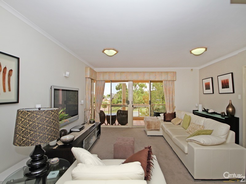 25 Majestic Parade, Dianella WA 6059