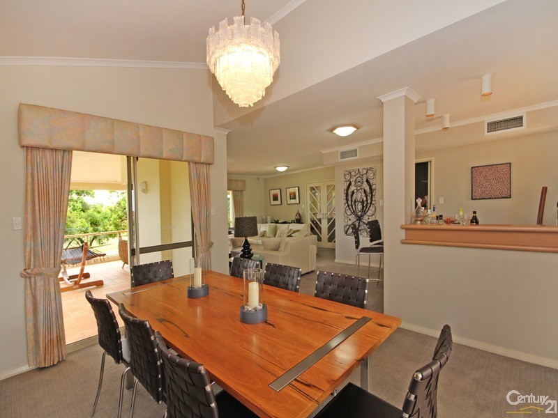 25 Majestic Parade, Dianella WA 6059