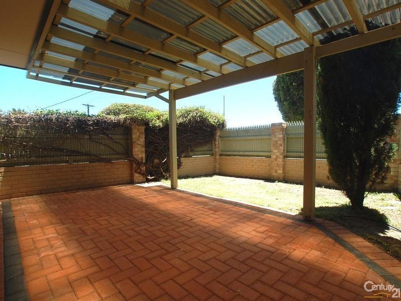 2/30  Sylvia Street, Balcatta WA 6021