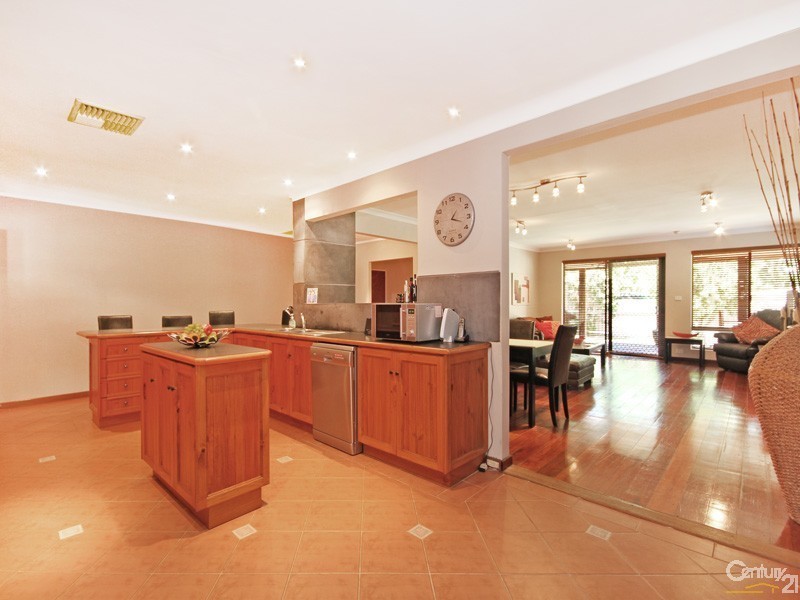 18 Nelligan Street, Dianella WA 6059