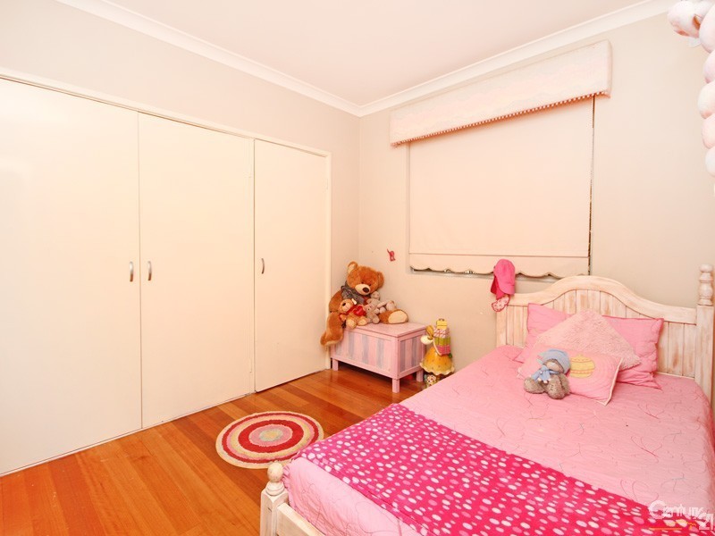 18 Nelligan Street, Dianella WA 6059